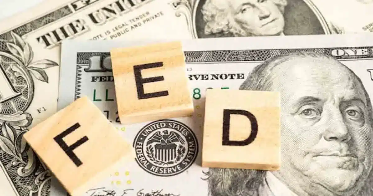 Pidato Bos The Fed Picu Cemas, Bursa Saham Global Anjlok